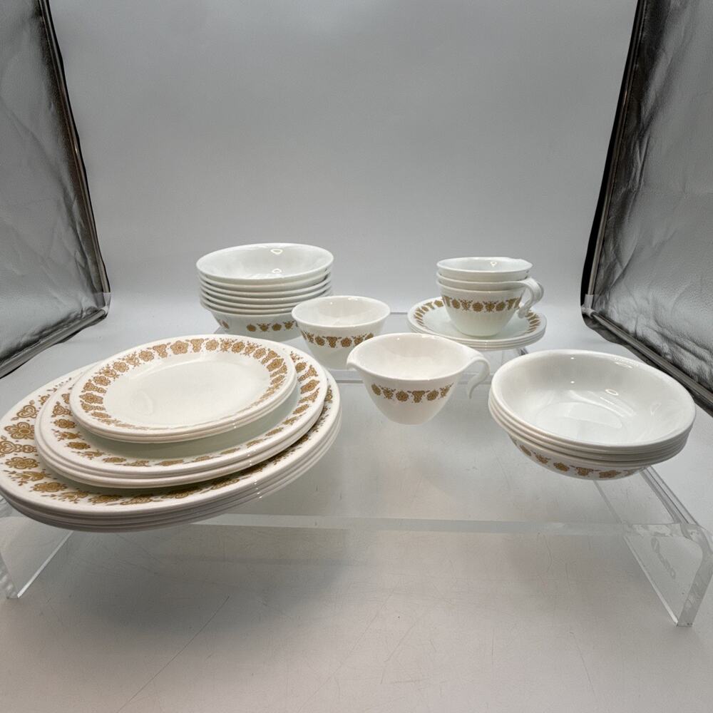 CORELLE GOLD BUTTERFLY - 30 PIECES VINTAGE CORELLEWARE SERVICE FOR 4
